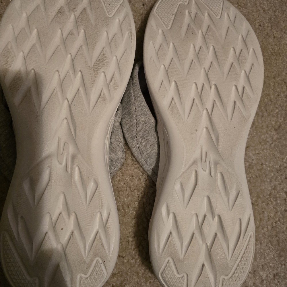 Sketchers Comfy Flip Flops - Picture 2 of 6